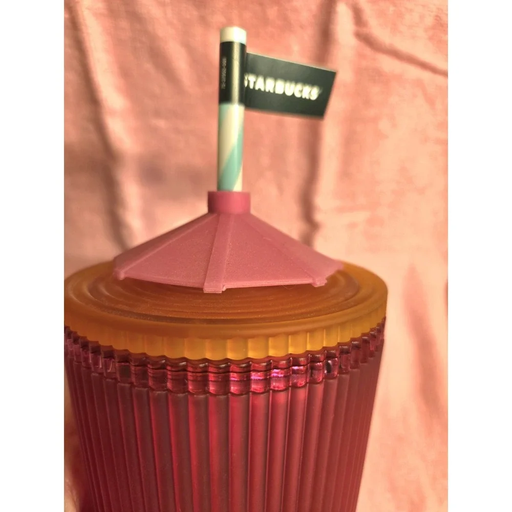 Starbucks 2025 Summer Ombree‎ Cold Cup W/Umbrella Straw Topper 24 Oz